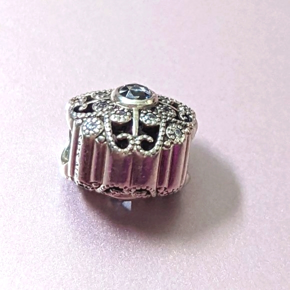 Pandora Fairytale Bloom Charm - Picture 6 of 12